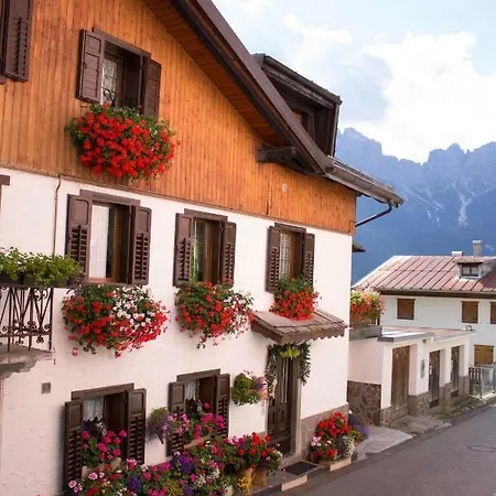 Una Finestra Sulle Dolomiti *